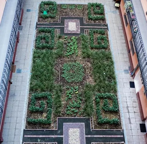 Spacious 2-bedroom Near The Danube And Rudas Bath Апартаменты Будапешт